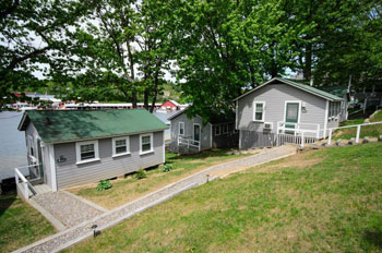 Proctors Lakehouse Cottages on Lake Winnipesaukee